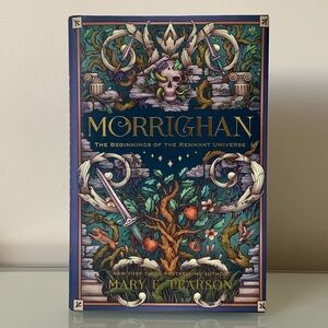 Hardcover Book Morrighan the beggings of the remnant universe by Mary E Pearson